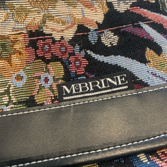 Vintage 50s/60s McBrine Tapestry Floral Garment Bag - Folding Carry-On Luggage - Picture 2 of 12